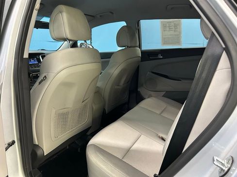 Used 2017 Hyundai Tucson SE image 32