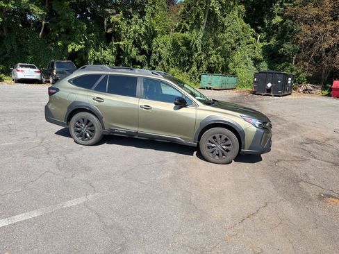 Used 2023 Subaru Outback Onyx Edition AWD/4WD image 4