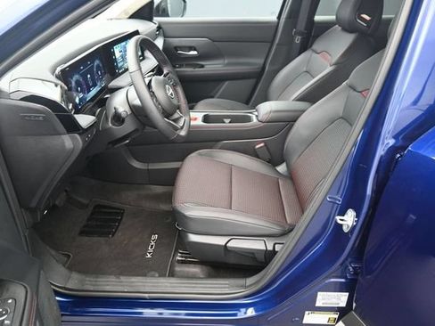 Used 2026 Nissan Kicks SR w/ SR Premium Package AWD/4WD image 14
