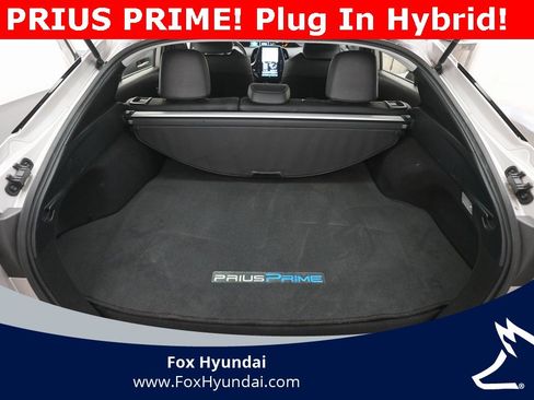Used 2021 Toyota Prius Prime Limited w/ Carpet Mat Package (TMS) image 10