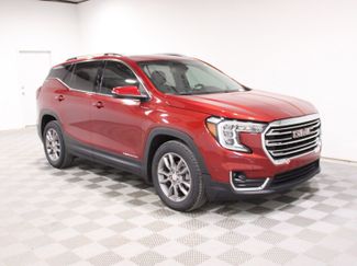 Used 2022 GMC Terrain SLT image 1