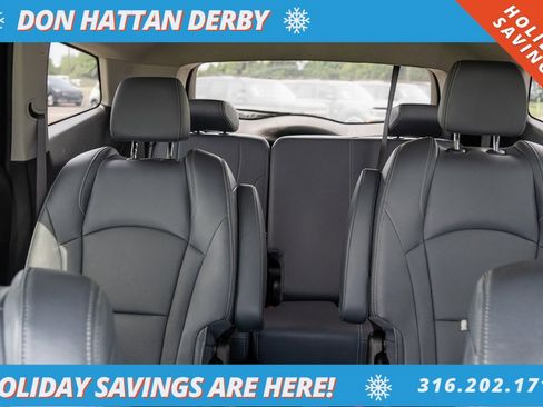 Used 2021 Buick Enclave Premium w/ Surround and Sites Package image 21