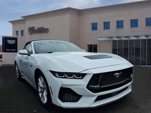 Used 2024 Ford Mustang GT Premium image 3