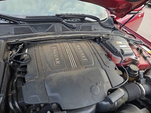 Used 2013 Jaguar XF 3.0 image 17