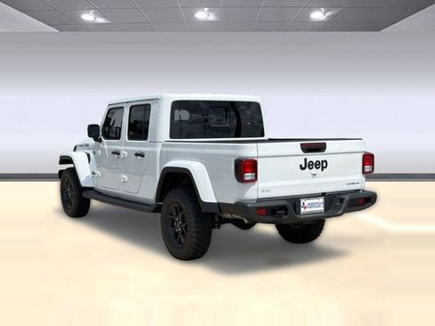 New 2026 Jeep Gladiator Sport AWD/4WD image 3