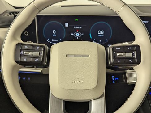 Used 2024 Hyundai Santa Fe Calligraphy image 15