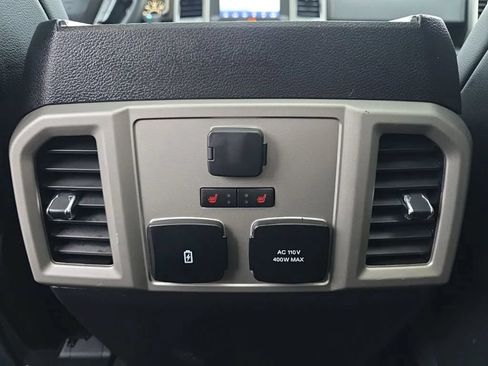 Used 2020 Ford F150 Lariat w/ Equipment Group 502A Luxury AWD/4WD image 16