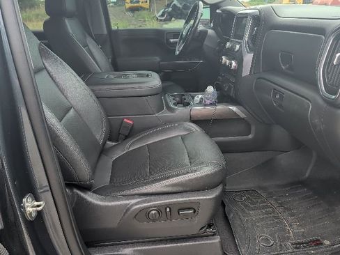Used 2019 GMC Sierra 1500 SLT AWD/4WD image 9