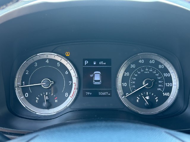 Used 2022 Hyundai Venue SEL FWD image 17