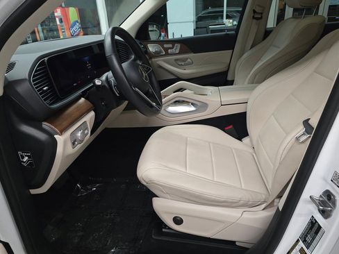 Used 2024 Mercedes-Benz GLE 450 4MATIC image 17