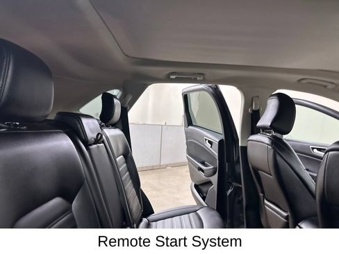 Used 2021 Ford Edge SEL w/ Convenience Package AWD/4WD image 28