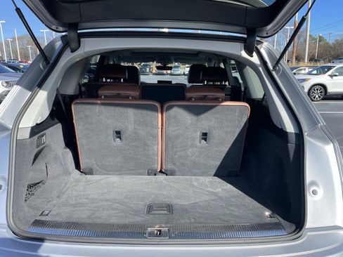 Used 2018 Audi Q7 3.0T Premium Plus w/ Premium Plus Package image 10