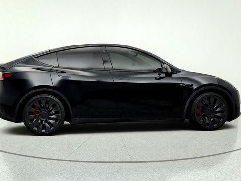 Used 2022 Tesla Model Y Performance AWD/4WD image 4