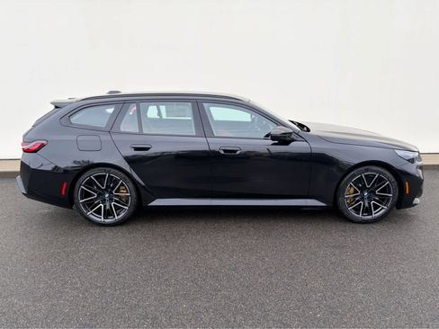 New 2026 BMW M5 Touring w/ M Driver's Package AWD/4WD image 14
