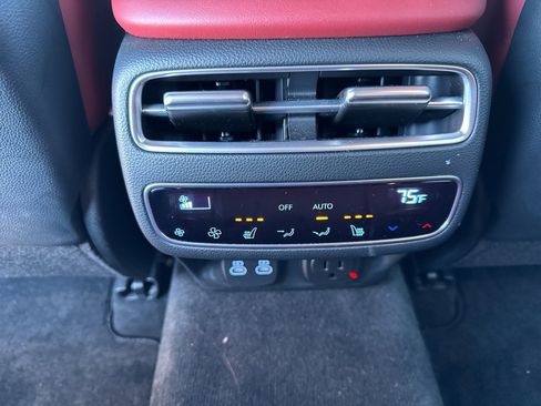 Used 2026 Genesis GV70 3.5T Sport Prestige image 19