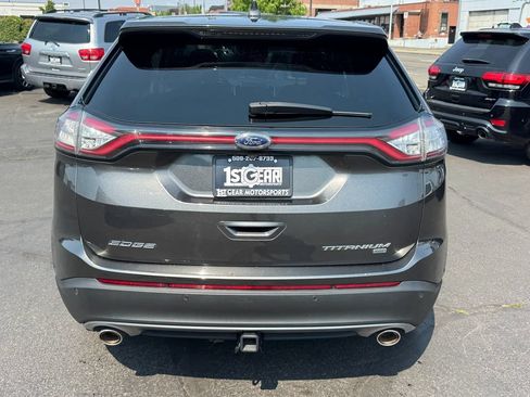 Used 2018 Ford Edge Titanium w/ Equipment Group 302A AWD/4WD image 7