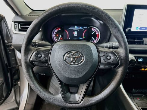 Used 2025 Toyota RAV4 XLE FWD image 9
