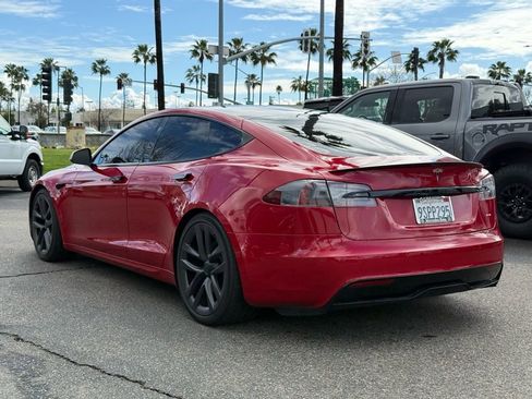 Used 2021 Tesla Model S Plaid image 9