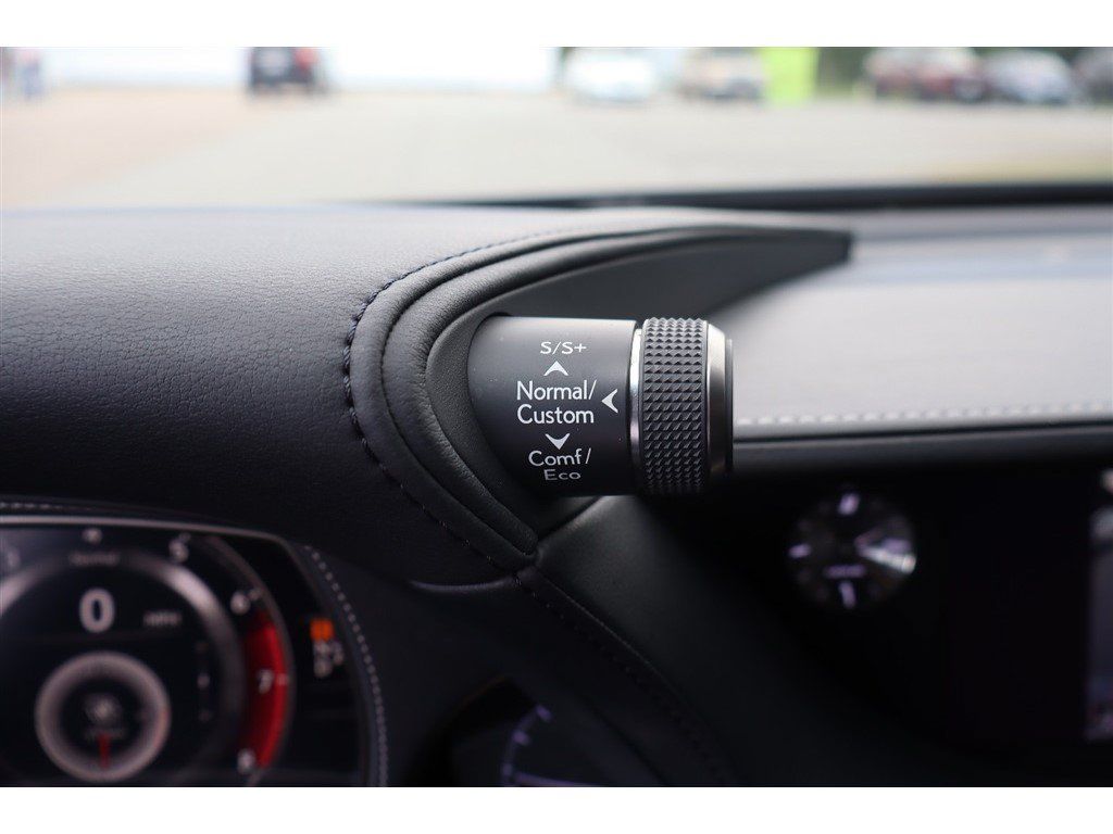 Used 2018 Lexus LS 500 AWD w/ Interior Upgrade Package image 42