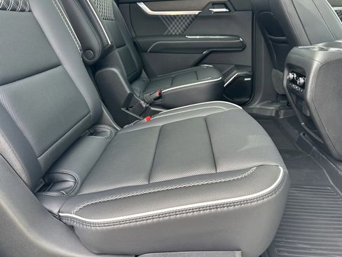 New 2026 GMC Acadia Denali w/ Super Cruise Package FWD image 16