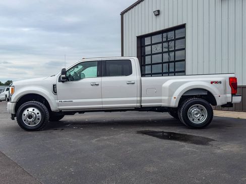 Used 2018 Ford F450 Limited AWD/4WD image 2