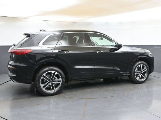 New 2026 Audi Q5 Premium Plus AWD/4WD image 6