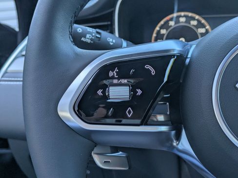 New 2024 Jaguar XF R-Dynamic SE AWD/4WD image 18