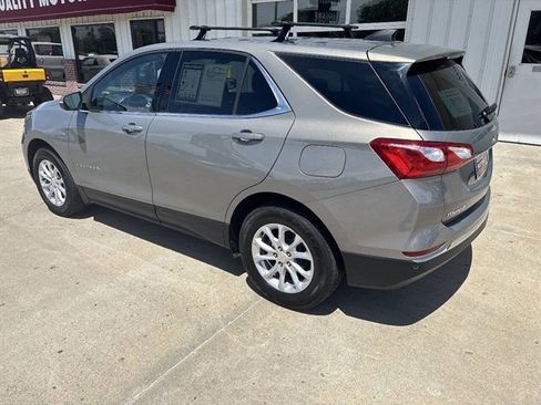 Used 2018 Chevrolet Equinox LT AWD/4WD image 11