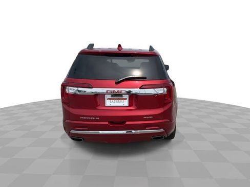 Certified 2022 GMC Acadia Denali w/ Denali Ultimate Package AWD/4WD image 7