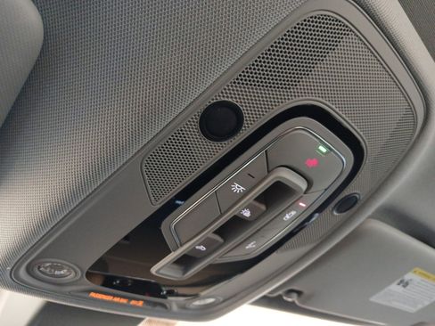 Used 2021 Audi Q5 Premium w/ Convenience Package image 21