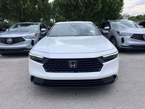 Used 2025 Honda Accord Sport image 8