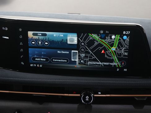 Used 2024 Nissan Ariya AWD image 16