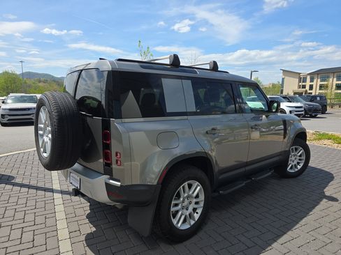 Certified 2025 Land Rover Defender 110 S AWD/4WD image 5