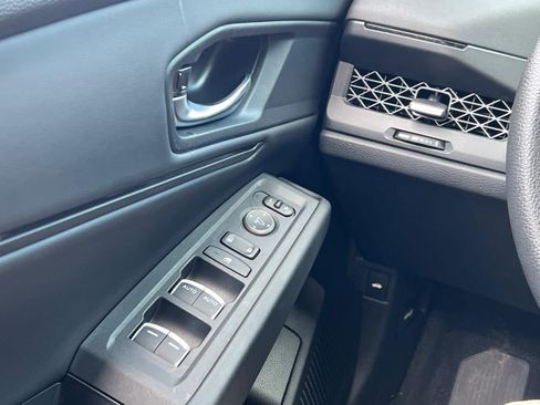 Used 2025 Honda Accord SE image 20