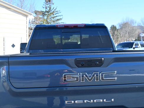 New 2026 GMC Sierra 2500 Denali Ultimate w/ Max Trailering Package image 9
