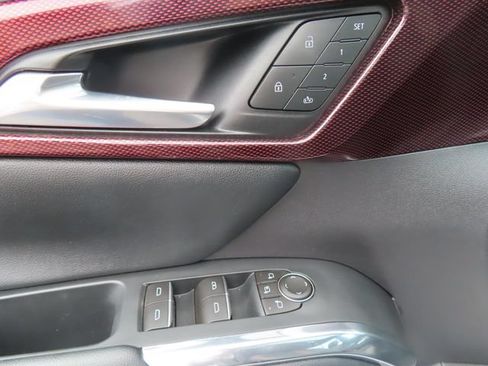 Used 2026 Chevrolet Traverse RS AWD/4WD image 13