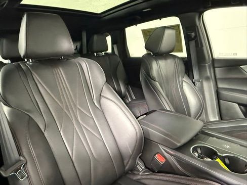 Used 2025 Acura MDX A-Spec image 62