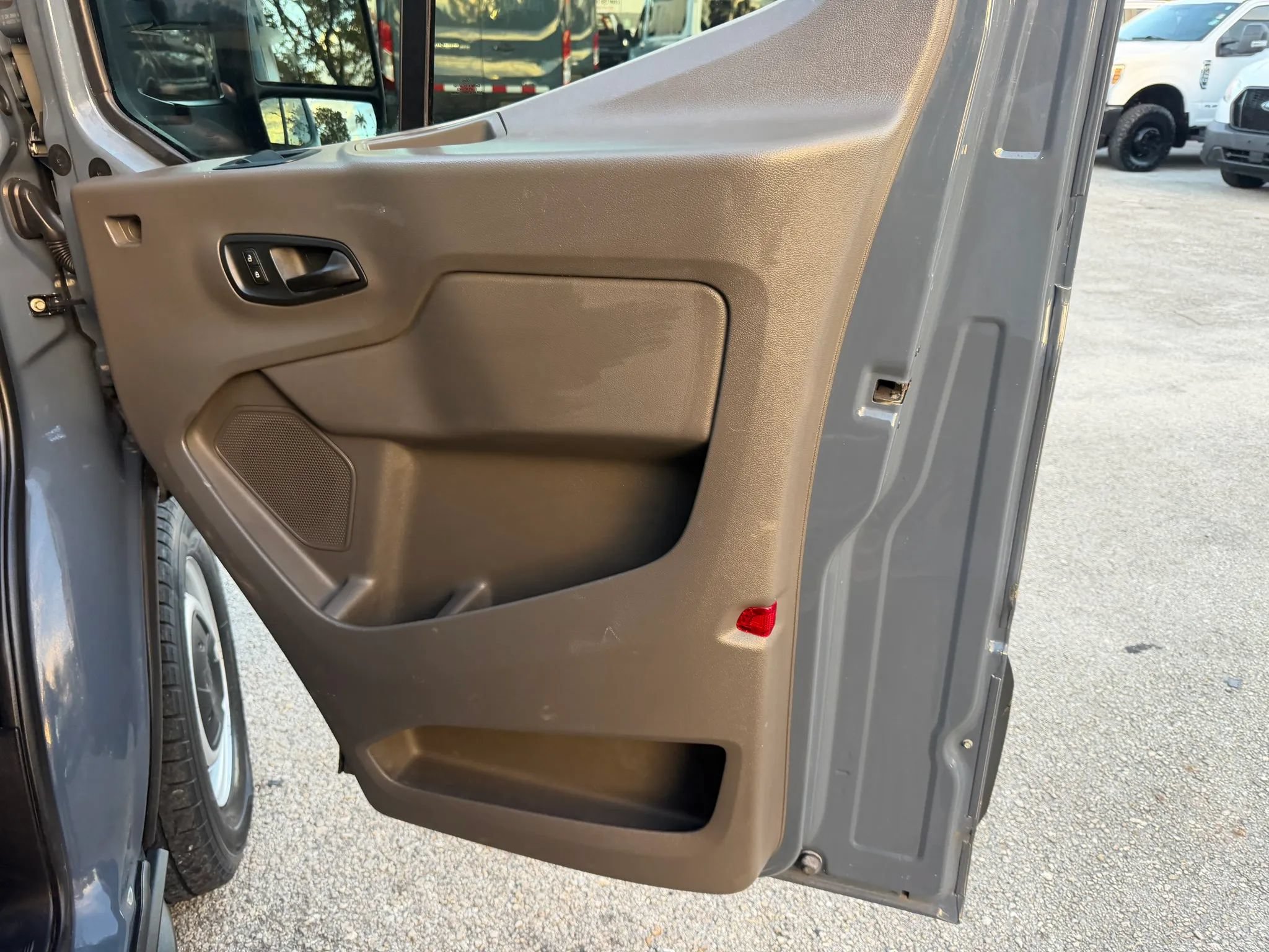 Used 2021 Ford Transit 250 148 High Roof Extended w/ Parcel Delivery Package RWD image 14