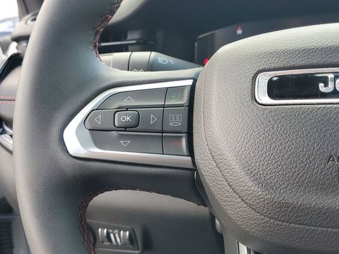 Used 2024 Jeep Compass Trailhawk w/ Trailhawk Elite Group AWD/4WD image 28