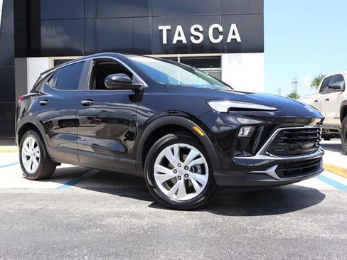 Used 2025 Buick Encore GX Preferred FWD image 1