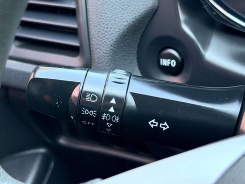 Used 2020 Mitsubishi Outlander Sport ES FWD image 31
