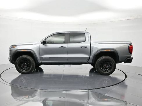 New 2026 GMC Canyon Elevation w/ Convenience Package image 9