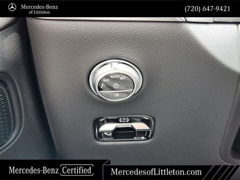 Used 2024 Mercedes-Benz GLC 300 4MATIC image 23