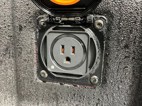 New 2026 Chevrolet Colorado Z71 w/ Technology Package image 13