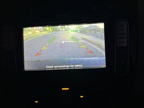 Used 2015 Nissan Leaf SV FWD image 63