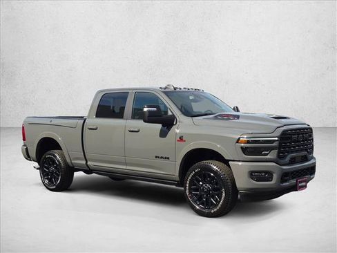 Used 2026 RAM 2500 Limited AWD/4WD image 3