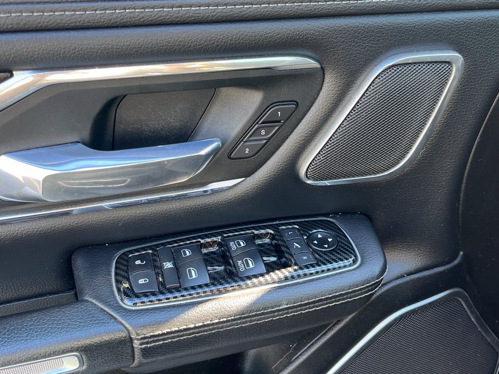 Used 2021 RAM 1500 Laramie AWD/4WD image 7