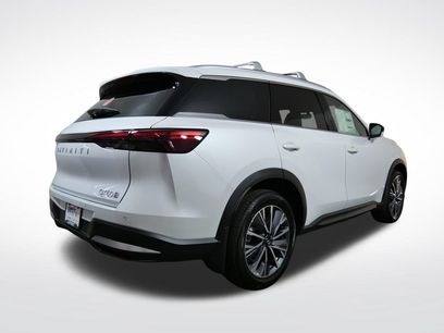 New 2027 INFINITI QX60 Luxe w/ Family Package