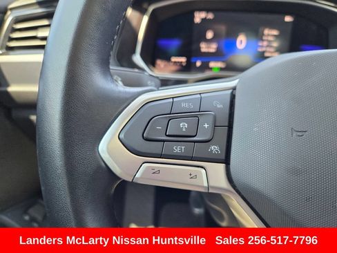 Used 2023 Volkswagen Jetta SE FWD image 25
