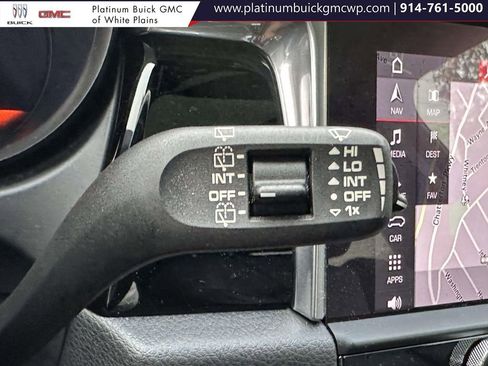 Used 2023 Porsche Macan image 31